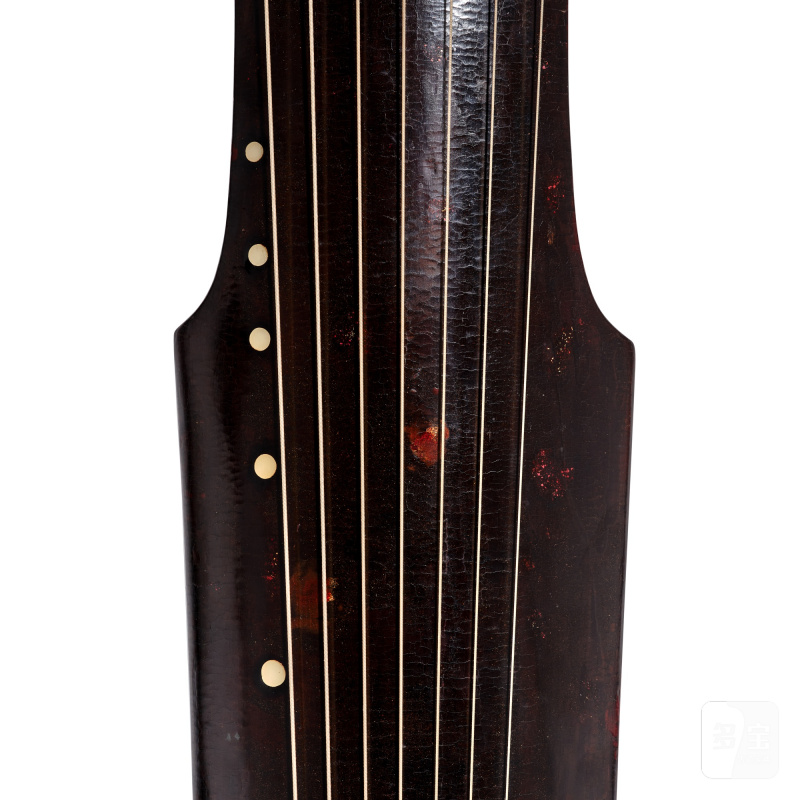A black-lacquered Confucius-style guqin, Southern Song - early Ming dynasty | 南宋至明早期 黑漆仲尼式琴 - 图5